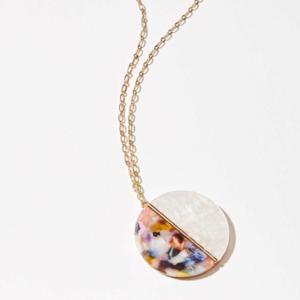 LOFT Resin Pendant Necklace